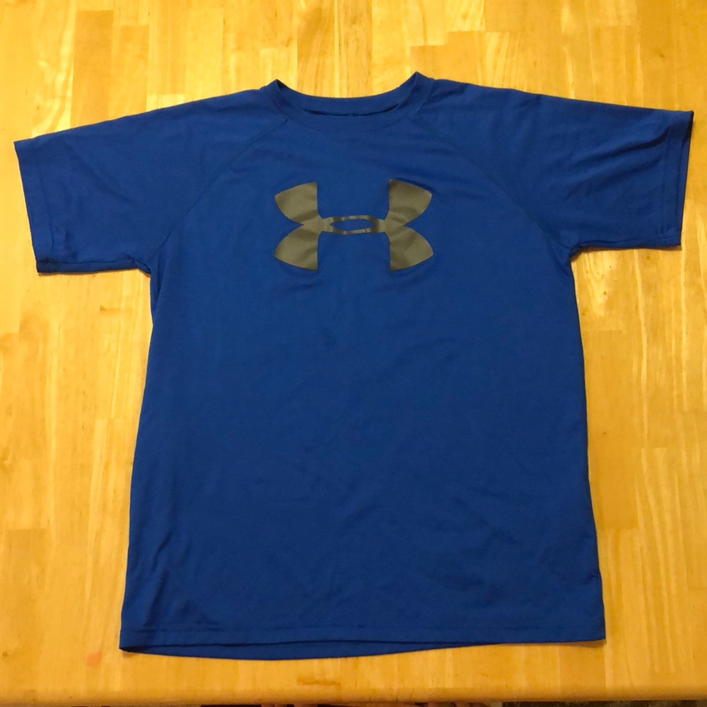 Boys Under Armour Athletic Shirt